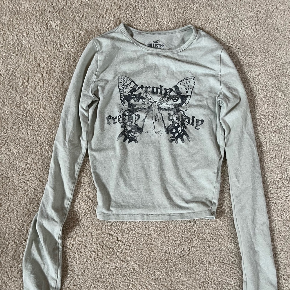 Women’s Hollister long sleeve shirt size XXS